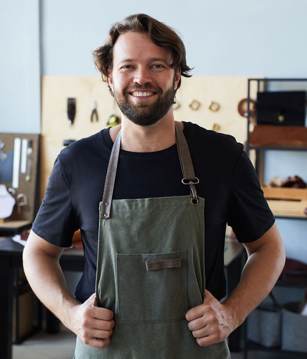 portrait-of-artisan-in-workshop-resizes.jpg
